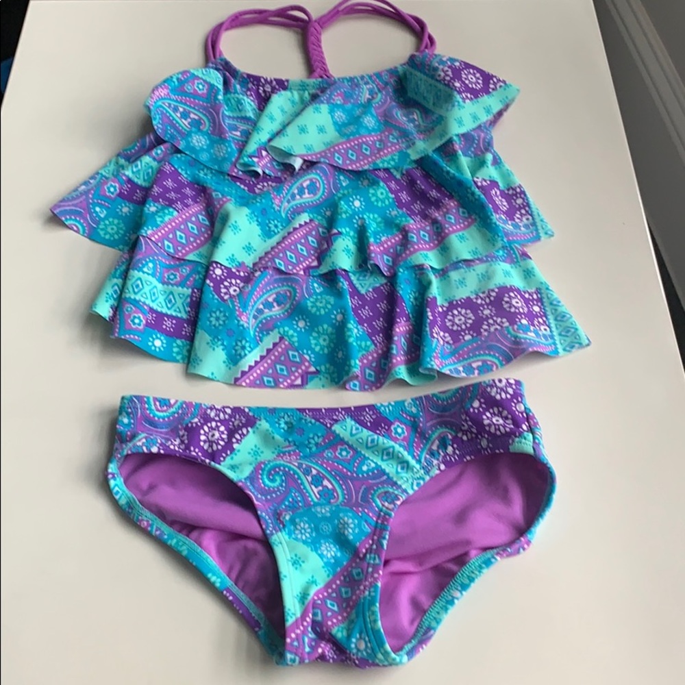 Girls swimsuit